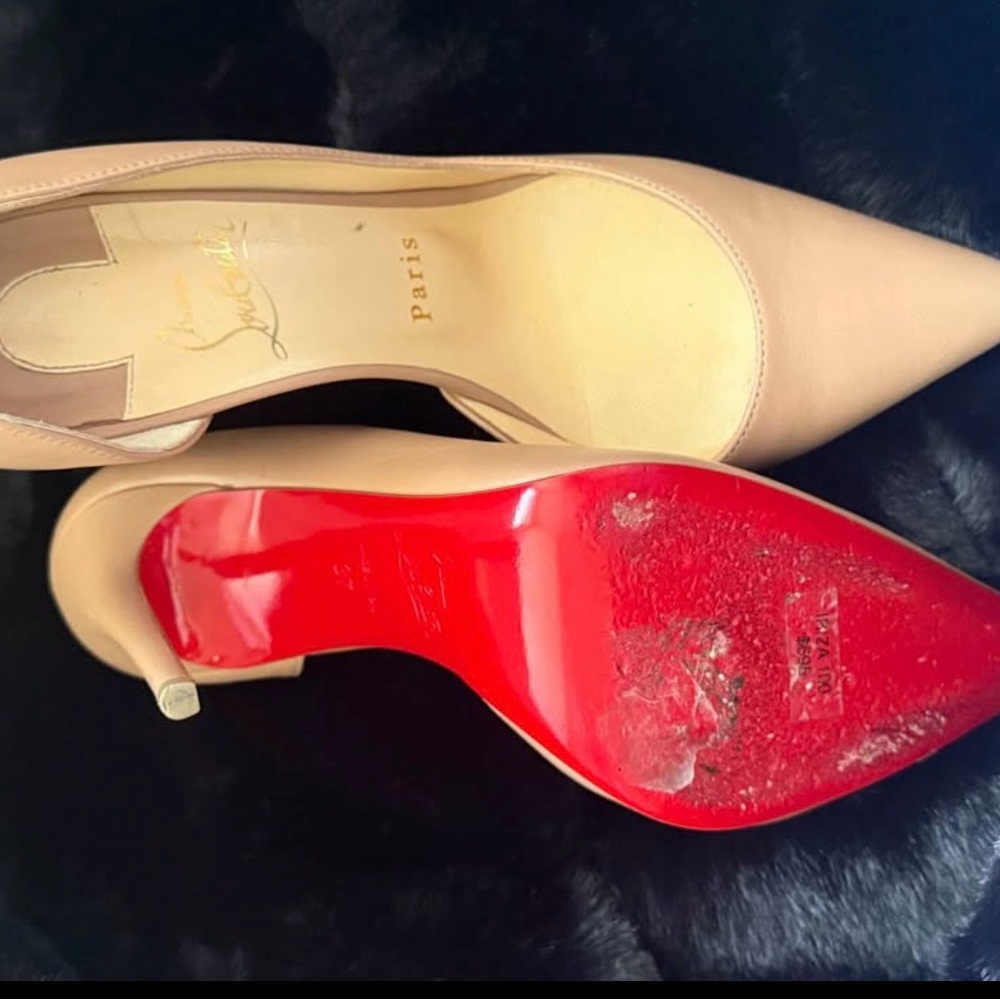 Christian Louboutin Iriza Nude Pointed Leather Pumps - Picture 3 of 3